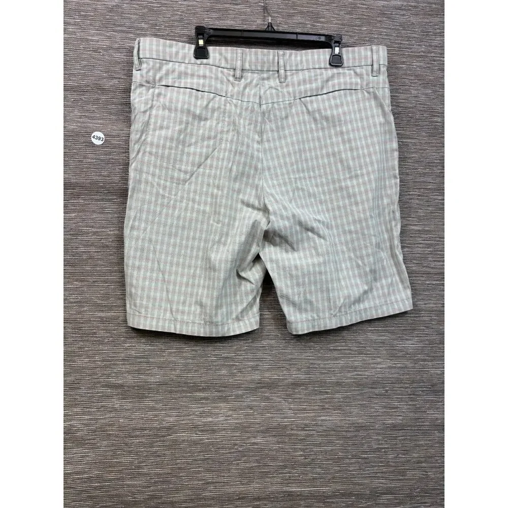 Tommy Bahama Mens 40 Golf Shorts Sage Green Plaid Performance Stretch Flat Front